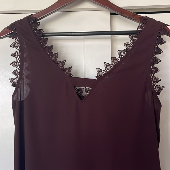 Express lace blouse tank top. Never worn. Size S - Picture 5 of 5